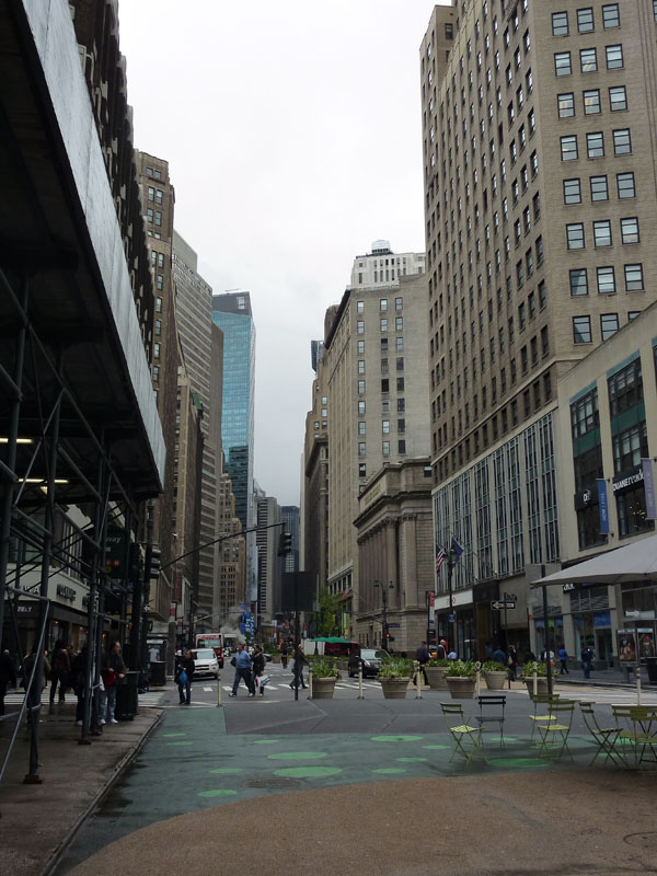 110516-23-New York-A-007