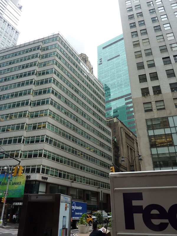 110516-23-New York-A-009