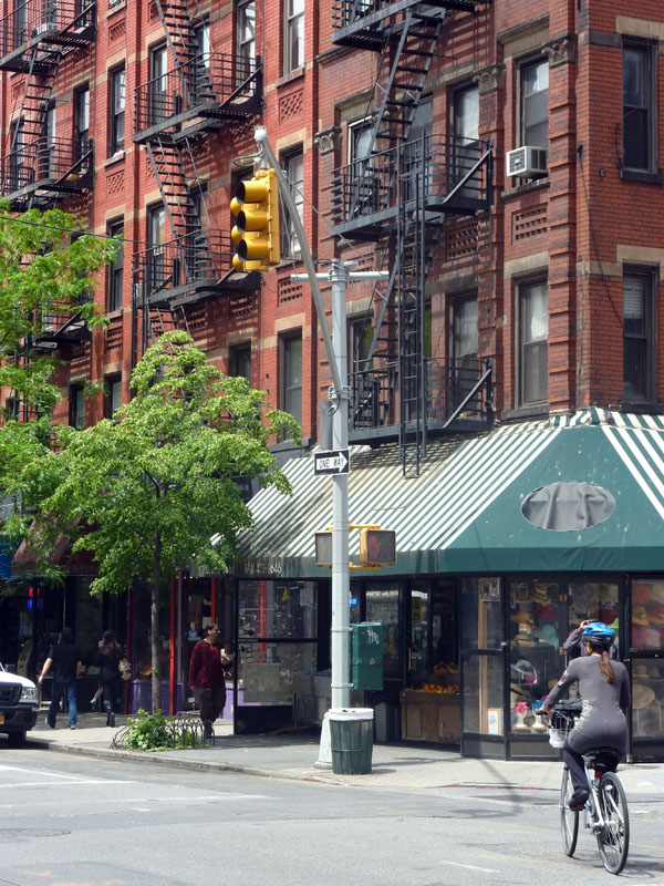 110516-23-New York-A-090