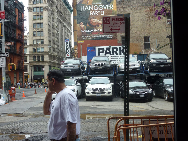 110516-23-New York-A-093
