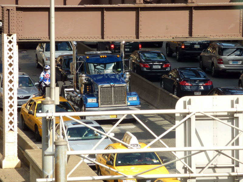 110516-23-New York-A-220