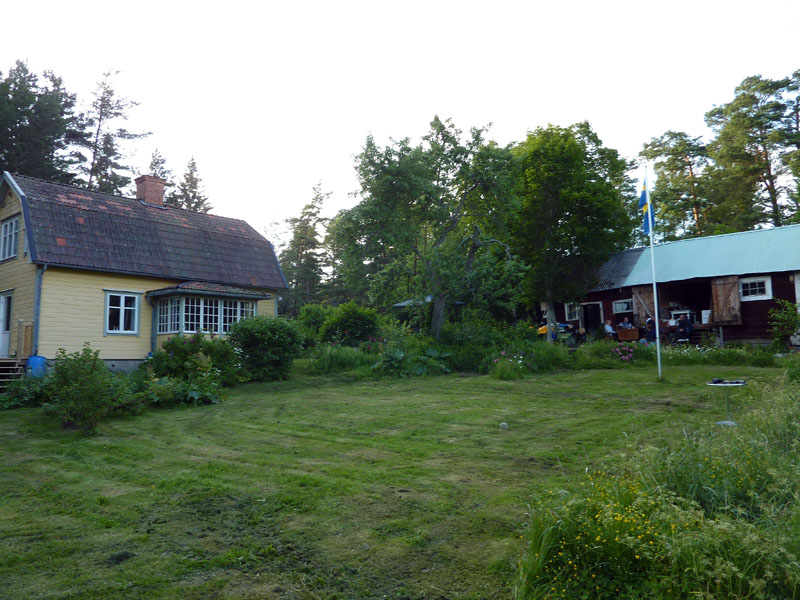 110624-25-Midsommar-031