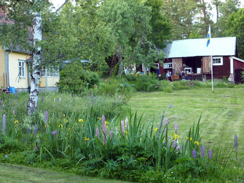110624-25-Midsommar-035