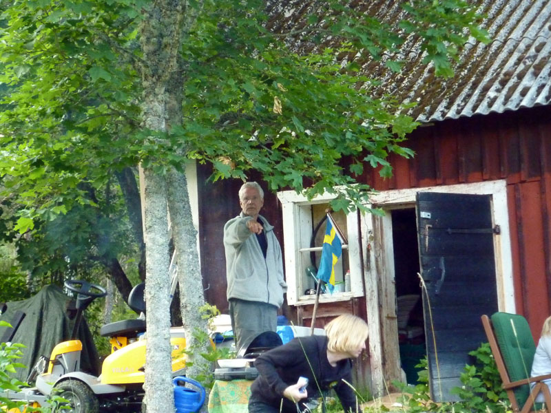 110624-25-Midsommar-043