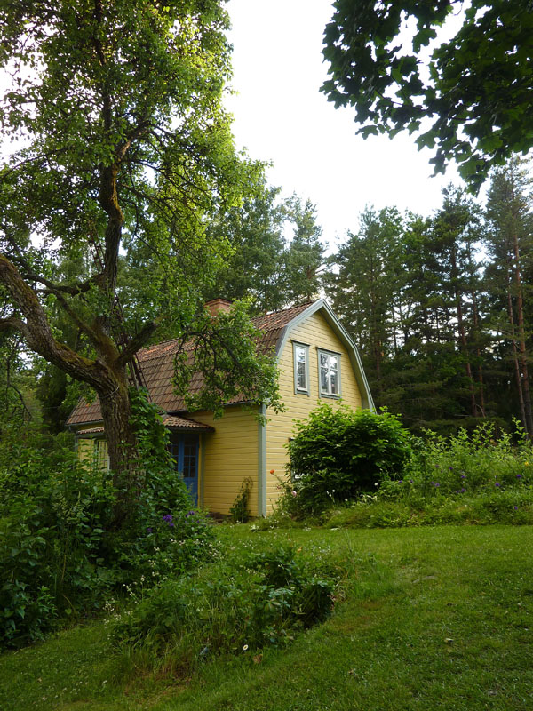 110624-25-Midsommar-054