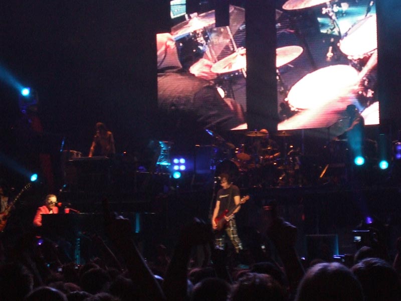 060626-GunsNRoses-008