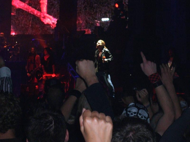 060626-GunsNRoses-009