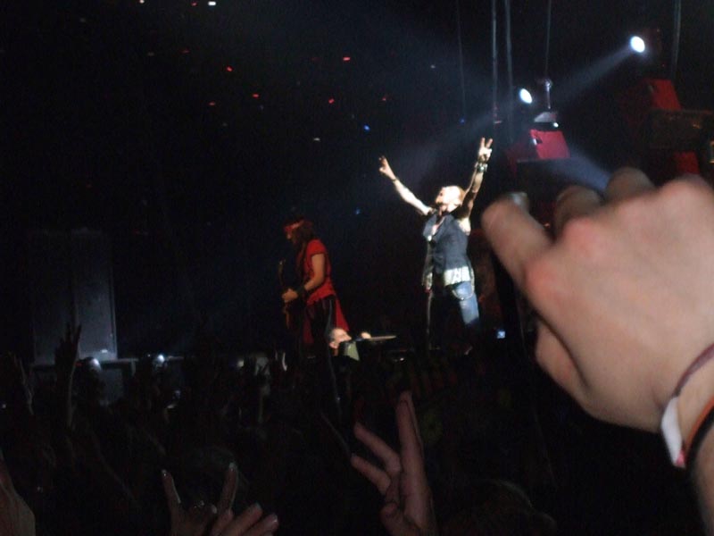 060626-GunsNRoses-010