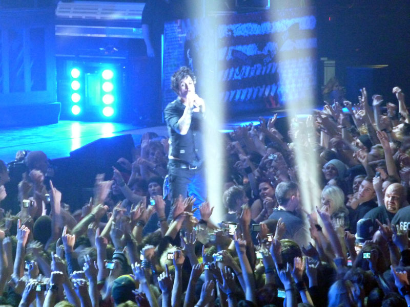 091011-Green Day-015