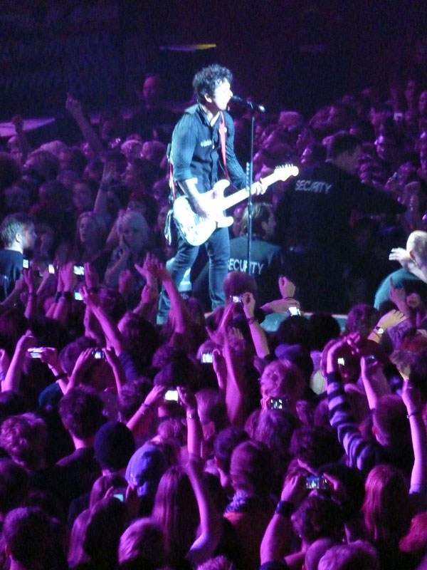 091011-Green Day-034
