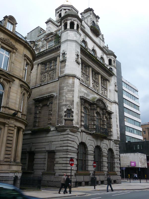 100501-03-Liverpool-046