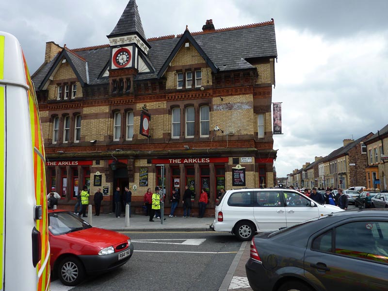 100501-03-Liverpool-056