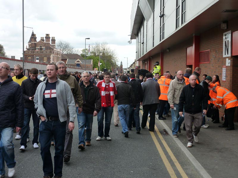 100501-03-Liverpool-063