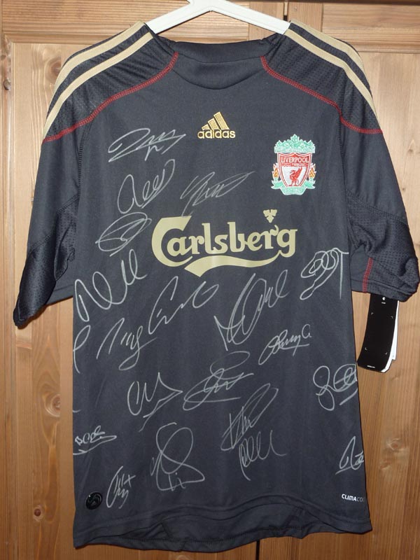 100904-Liverpool-Shirt-001