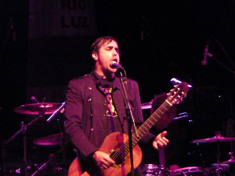 101204-Gogol Bordello-004