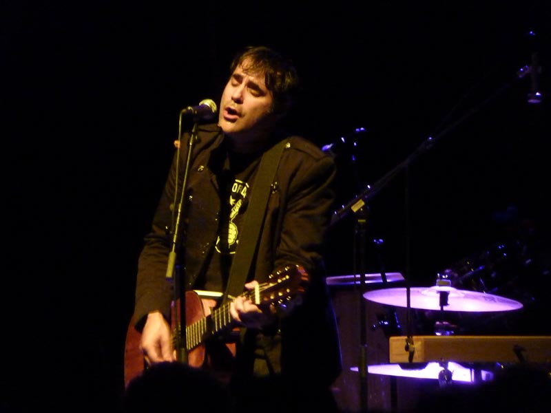 101204-Gogol Bordello-010