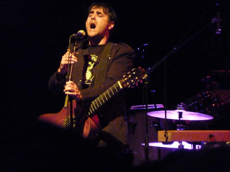 101204-Gogol Bordello-012