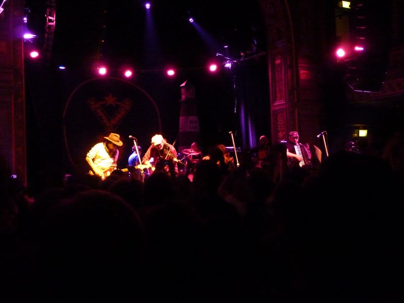 101204-Gogol Bordello-039