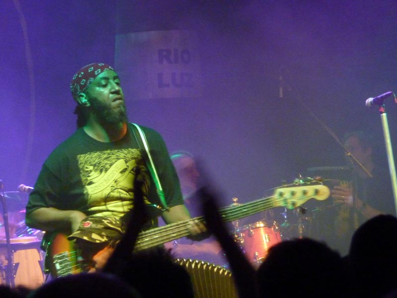 101204-Gogol Bordello-049