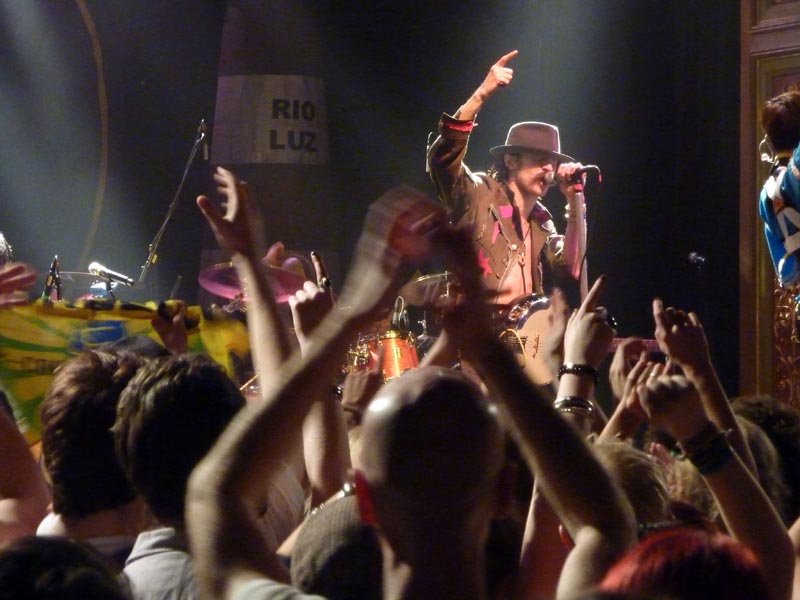 101204-Gogol Bordello-064