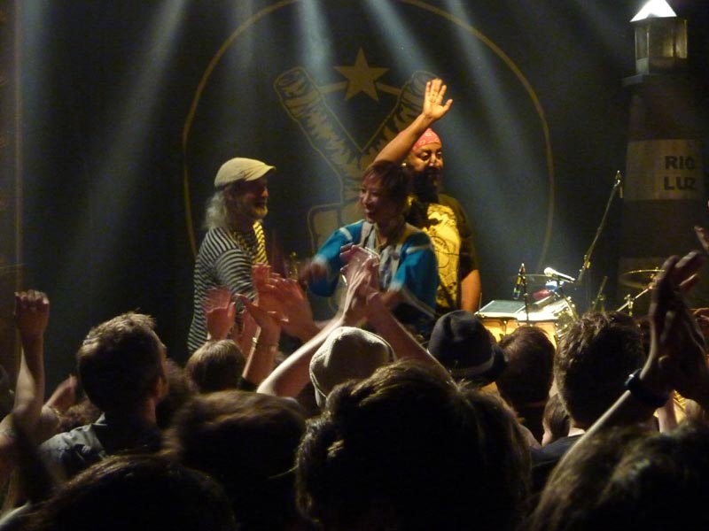 101204-Gogol Bordello-069