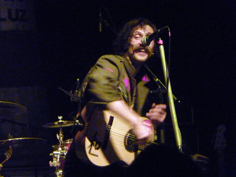 101204-Gogol Bordello-074