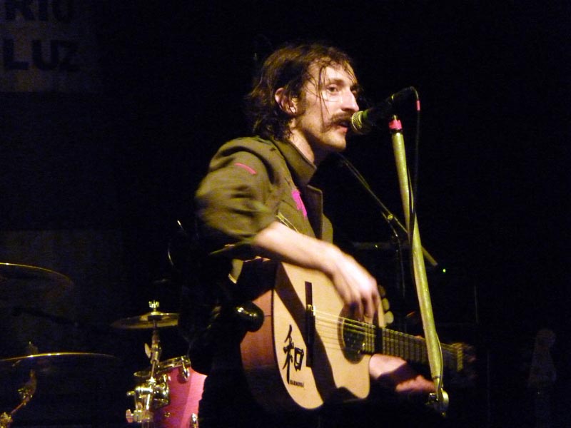 101204-Gogol Bordello-078