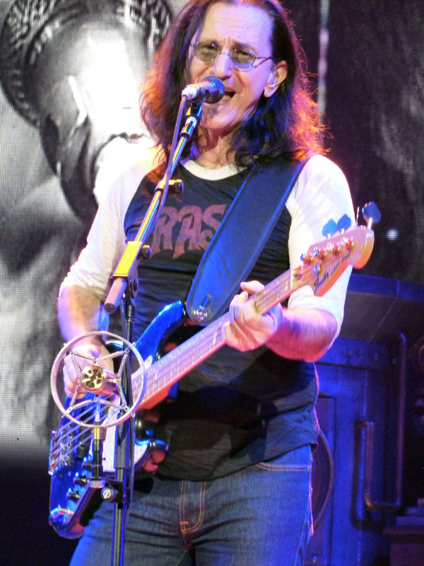 110506-RUSH-023