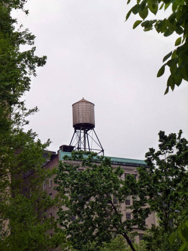 110516-23-New York-043
