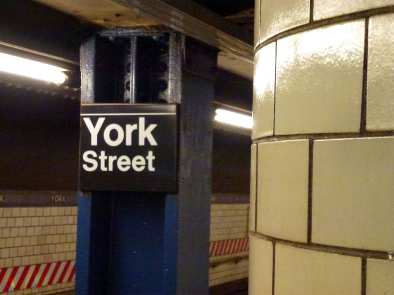 120421-29-New York-044