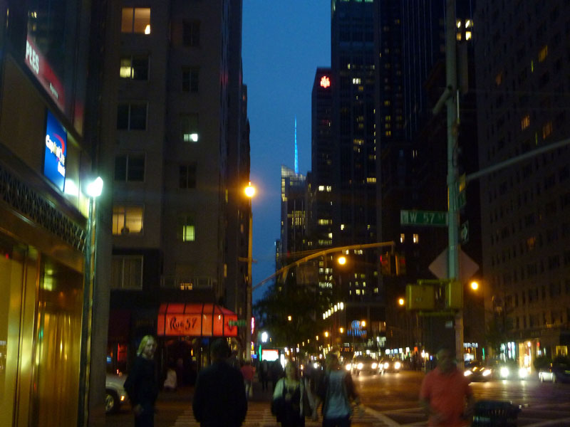 120421-29-New York-AJ-036