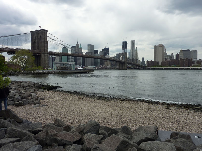 120421-29-New York-AJ-085