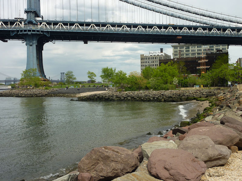 120421-29-New York-AJ-088