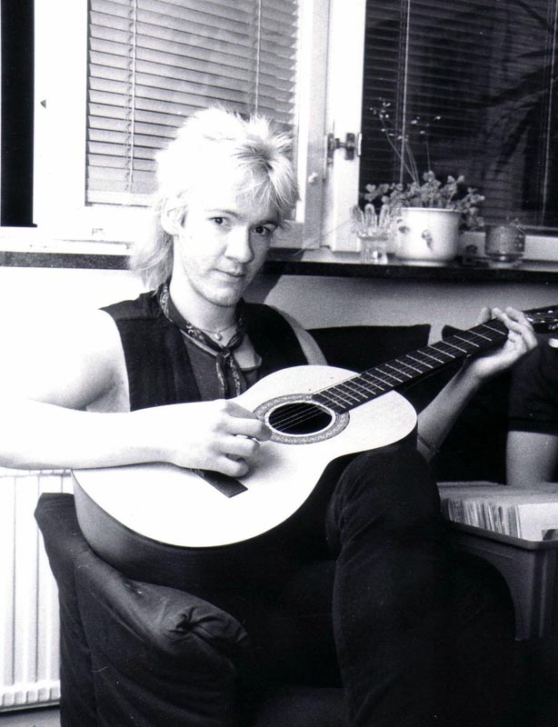 90s-Misc-BW-011