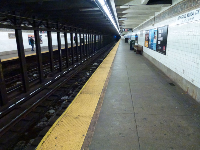 130420-28-NYC-026